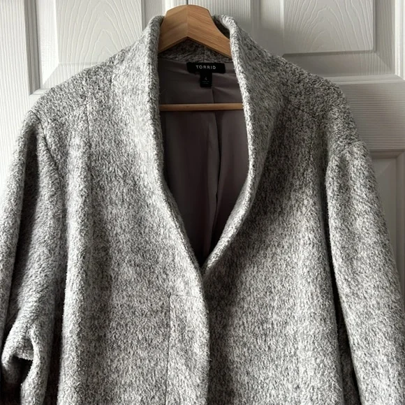 Torrid Marled Light Grey Hacci Funnel Neck Coat size 4 - Picture 5 of 12